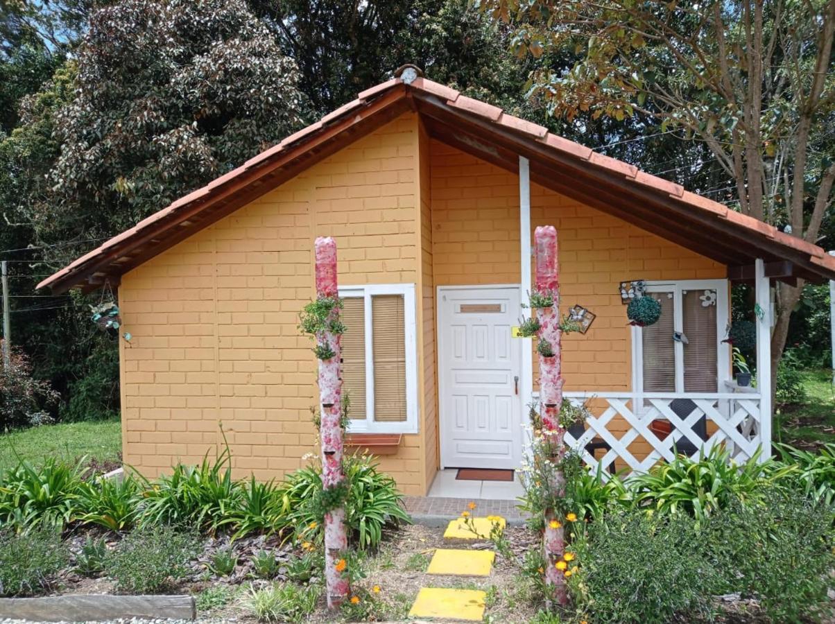 Hospedaje Santaelena -Chalets De Montana- Santa Elena  Eksteriør billede